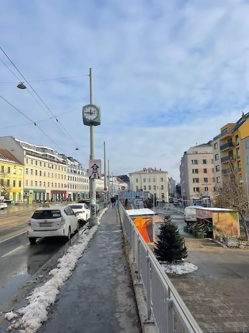 Apartment In Wien Mariahilferstrasse/Schwendermarkt Austria