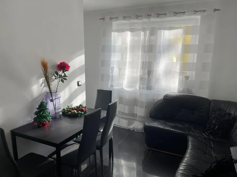 Apartment In Wien Mariahilferstrasse/Schwendermarkt Austria
